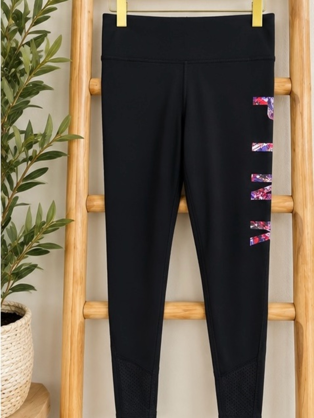 Victoria’s Secret PINK Ultimate Collection Mesh Leggings Size Small NWOT